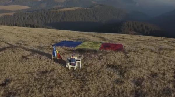 moment emotionant la 1700 m un jandarm a cantat la pian imnul desteapta te romane video