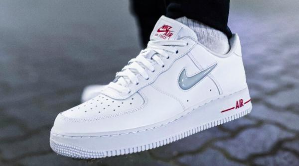 compania nike denigrata dupa un spot publicitar de parca incearca si in alte tari