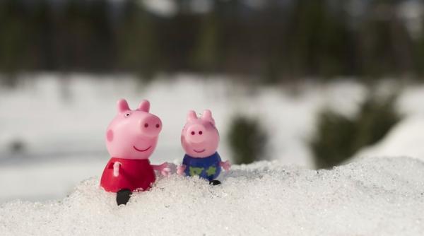 purcelusa peppa si regatul de gheata prea violente pentru copii