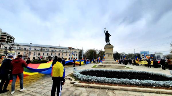 protest urias la chisinau maia sandu vorbeste in in fata a mii de oamenprotest urias la chisinau maia sandu vorbeste in in fata a mii de oameni videoi live