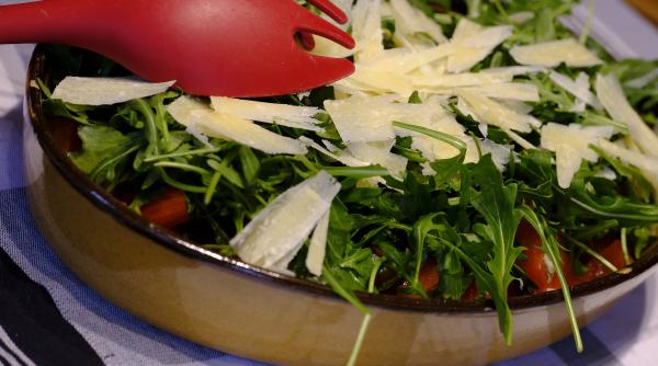 salata cu pui si rucola deliciu pentru o silueta subtire cum se prepara