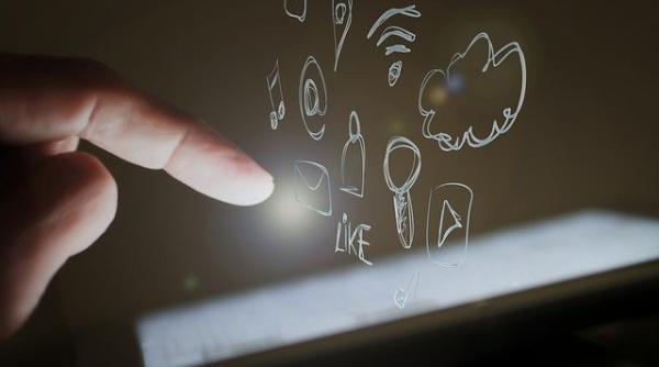 barbat arestat a convins o minora sa i trimita filmari diicot a intrat peste el