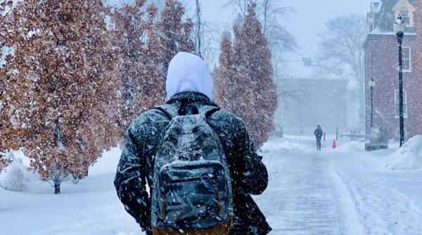 cum eviti cazaturile pe gheata medic sfaturi pretioase ce sunt entorsa luxatia si fractura