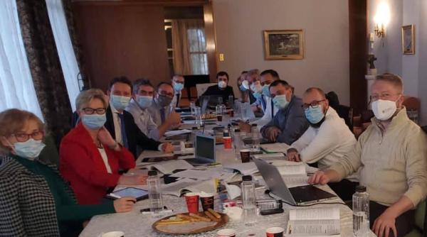 nou guvern prima poza de la negocierea pnl usr plus udmr