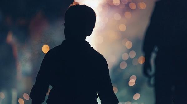 drama intr o familie din suceava un copil de 10 ani si a gasit fratele spanzurat