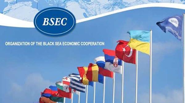 ccir valorificarea transportului maritim prin canalul suez prioritate pentru statele ocemn