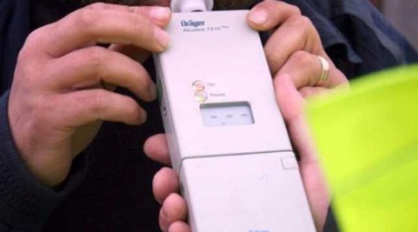 comisar de la politia satu mare beat la volan a distrus 4 masini