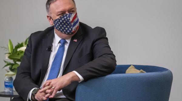 mike pompeo in carantina