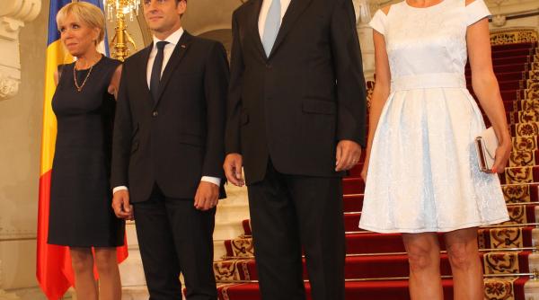 klaus iohannis mesaj in limba franceza pentru emmanuel macron