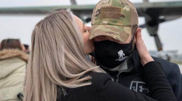 militarii romani raniti in afganistan repatriati cu o aeronava mapn