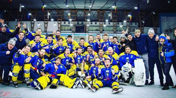 corona wolves brasov a castigat cupa romaniei la hochei pe gheata