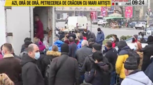 imbulzeala la gara de nord din bucuresti oamenii s au inghesuit pentru cadourile trimise din diaspora