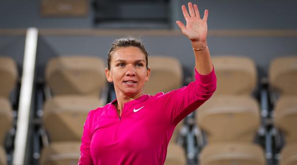 simona halep langa brad in ziua de craciun foto