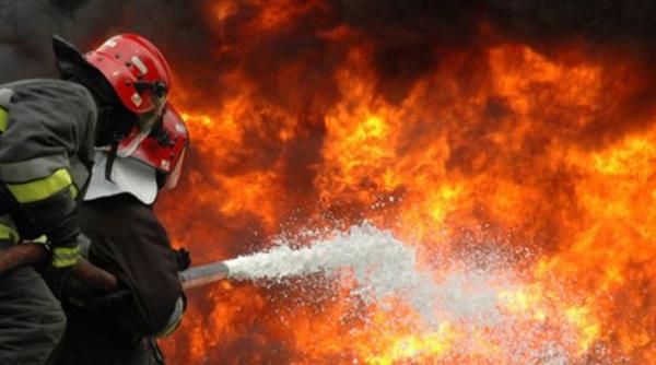 incendiu violent in localitatea fastaci din judetul vaslui