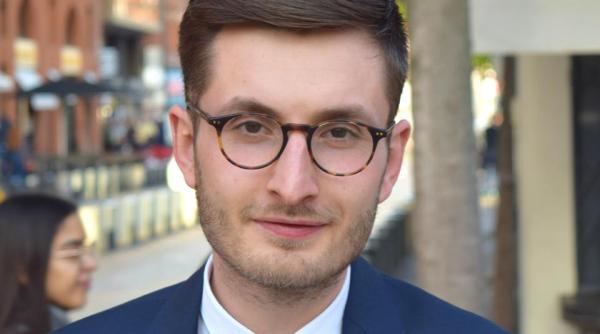 teohari cere 816 000 de lei de la usr dupa invalidarea candidaturii  instanta sa le arate ca nu se pot comporta ca niste satrapi