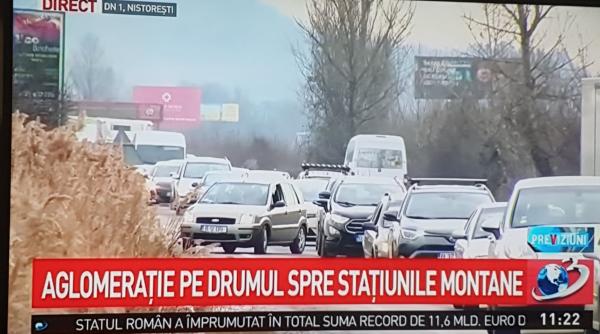 aglomeratie infernala pe valea prahovei se circula bara la bara 4 kilometri intr o ora si jumatate foto