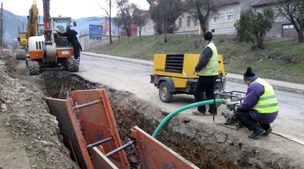 canalizarea din orasul pitesti s a infundat mai des in timpul epidemiei