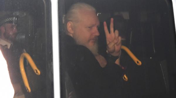 cererea sua pentru extradarea lui julian assange respinsa