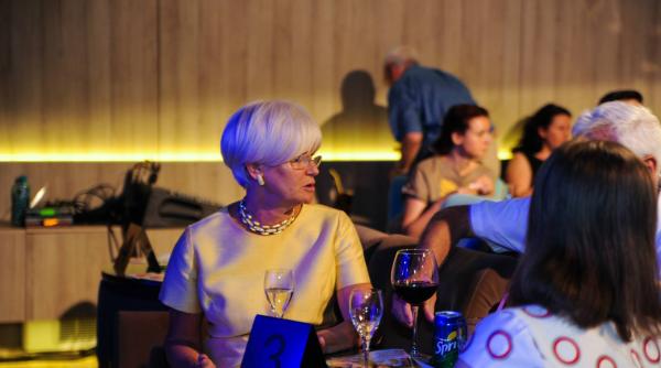 monica tatoiu sentimente marturisite public nu este legal sa o faci fara un partener