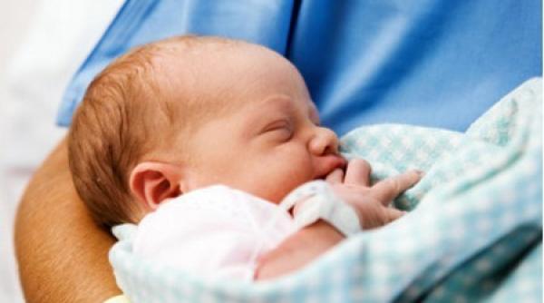 romania pe locul al doilea in uniunea europeana la rata de nastere in randul mamelor adolescente