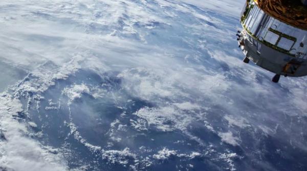 space x a lansat un satelit de telecomunicatii pentru turcia video