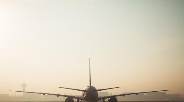 cursa blue air spre madrid amanata din cauza conditiilor meteorologice cand va fi reluat zborul