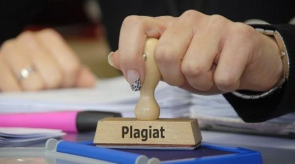 si a anuntat demisia ministrul muncii familiei si tineretului din austria acuzat de plagiat