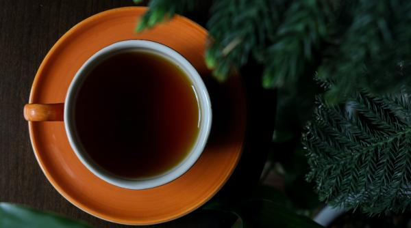 ceaiul negru tot ce trebuie sa stii despre riscurile si beneficiile lui