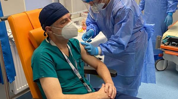 medicul mihai craiu s a vaccinat totul despre reactiile de dupa am o multime de alergii raul cel mai mic este vaccinarea