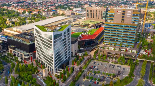 iulius asigura spatii pentru campania de vaccinare in proiectele din reteaua sa nationala