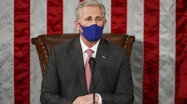 liderul republicanilor ii ia apararea lui trump  kevin mccarthy  ar fi o eroare