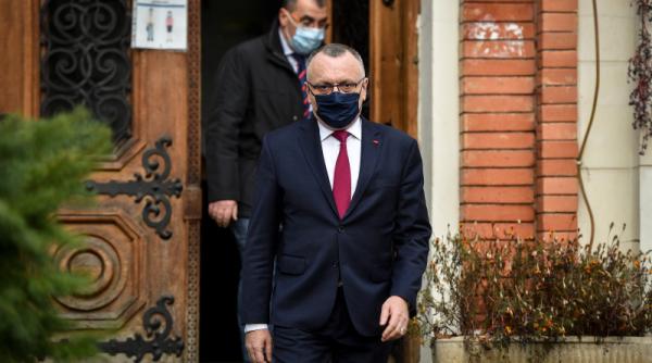 ministrul cimpeanu a spus cand se va vaccina anti covid 19