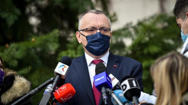 ministrul cimpeanu anunt despre redeschiderea scolilor un subiect de maxim interes nu excludem niciunul dintre scenarii