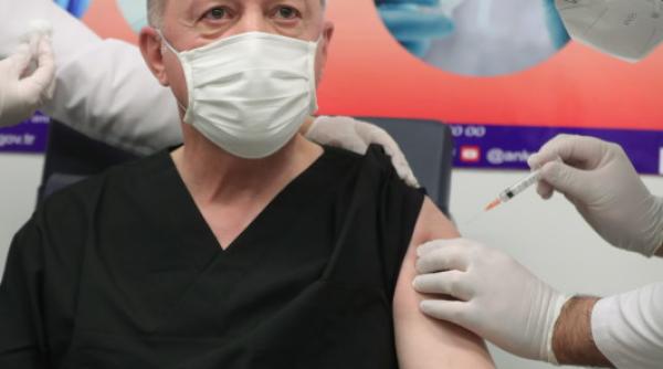 recep erdogan s a vaccinat impotriva covid 19 in direct la tv ce vaccin a ales