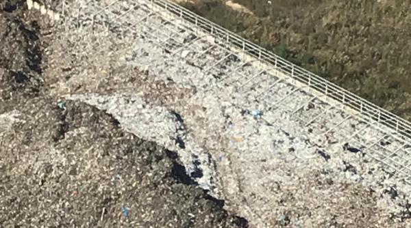 somatie publica adresata primarului general nicusor dan pentru ridicarea urgenta a celor 200 000 de tone de gunoaie care apartin primariei municipiului bucuresti depozitate ilegal la ulmeni calarasi