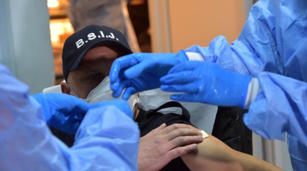 guvernul nu a gasit o solutie finala in disputa cu primarii vlad voiculescu vor fi standarde de cost inca se cauta o formula