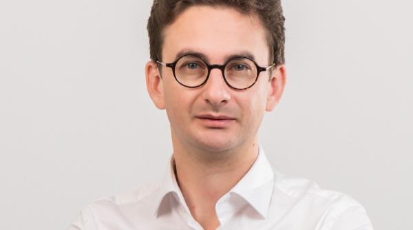 iulian bulai luat la misto dupa postarea cu eminescu val de reactii razi cu lacrimi daca barna era presedinte eminescu traia si azi te trimitea la psihiatru