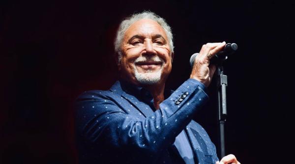 tom jones lanseaza al 42 lea album de studio din cariera cand va aparea