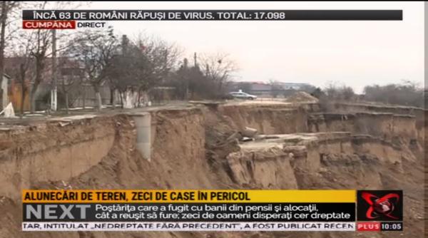 zeci de case in pericol din cauza unei alunecari de teren in comuna cumpana