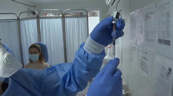 a inceput etapa de rapel pentru primii romani vaccinati anti covid 19