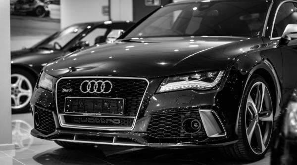 chip urile de computer de negasit in industria auto producatorii acuza o criza intr o criza