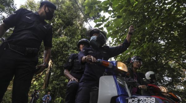 mama n rei quoirin adolescenta gasita moarta in jungla malaysiana acuza o inscenare