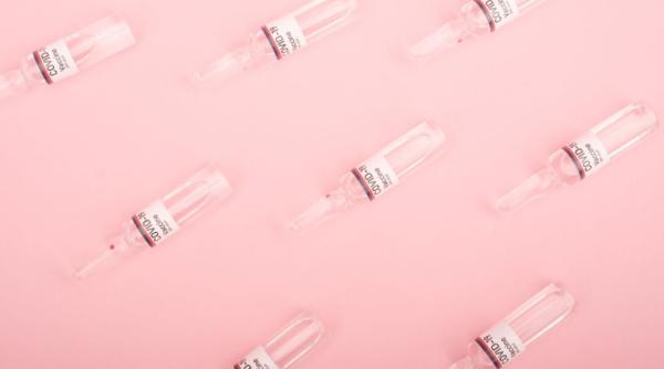 guvernul citu modifica strategia de vaccinare e introdus in etapa a doua personalul cheie pentru functionarea institutiilor statului