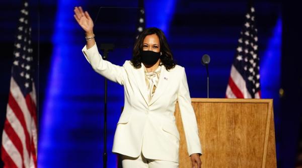 kamala harris a demisionat din senat