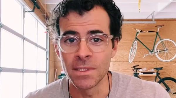 seful instagram de acord cu decizia facebook de a l bloca pe donald trump