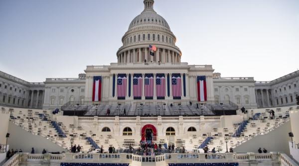 inaugurare joe biden presedintele ales se pregateste sa preia functia in timp ce donald trump lasa in urma washingtonul video