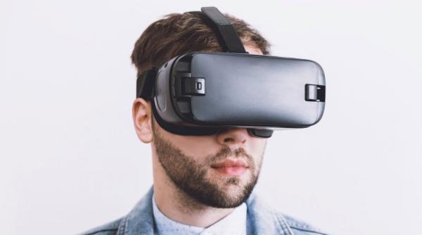 apple va patrunde in sectorul vr in 2022 se arata intr un raport dispozitivul va avea un pret pe masura