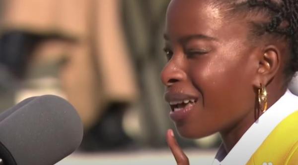 amanda gorman vedeta dupa aparitia la investirea lui biden hillary clinton si oprah winfrey fascinate abia astept sa candideze