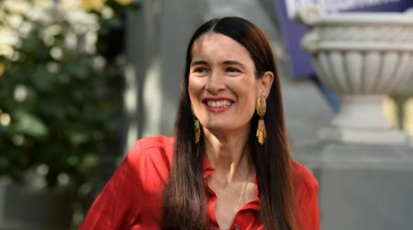 cozmin gusa enervat de clotilde armand ma deranjeaza