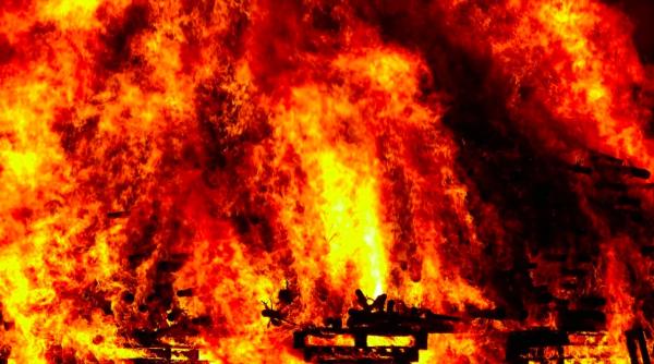 incendiu la o terasa din centrul bucurestiului